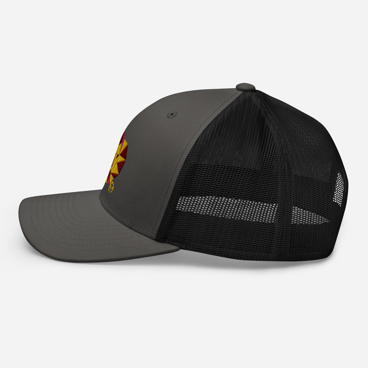 Trucker Cap - Lion (Embroidery)