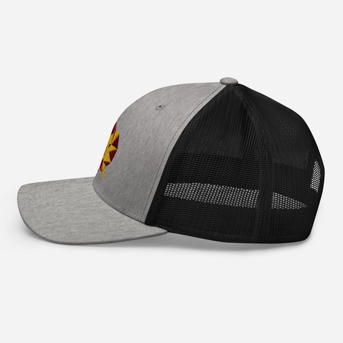 Trucker Cap - Lion (Embroidery)